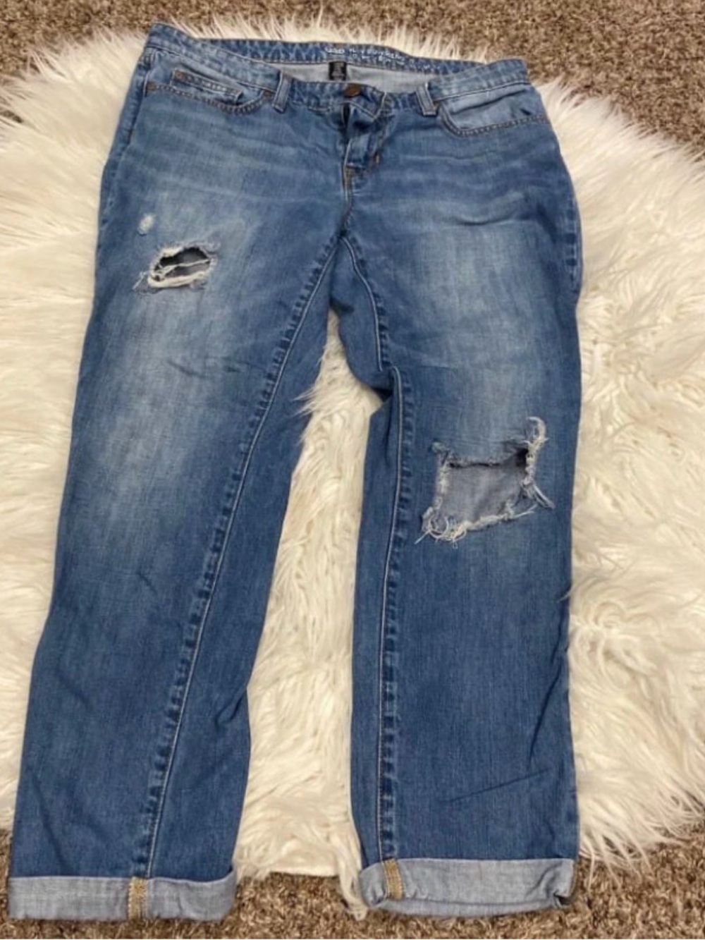GAP 100% cotton 6 28r Ripped Coupe Boyfriend sexy Boyfriend fit Jeans